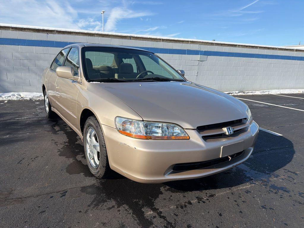 used 2000 Honda Accord car, priced at $5,799