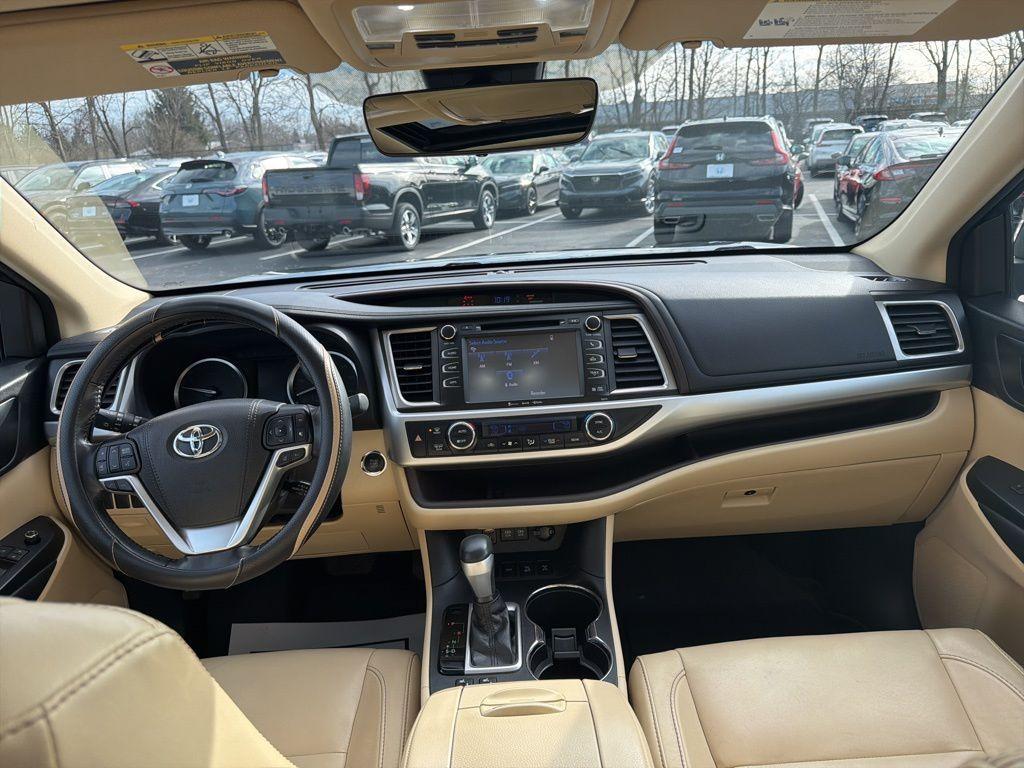 used 2017 Toyota Highlander car, priced at $20,219