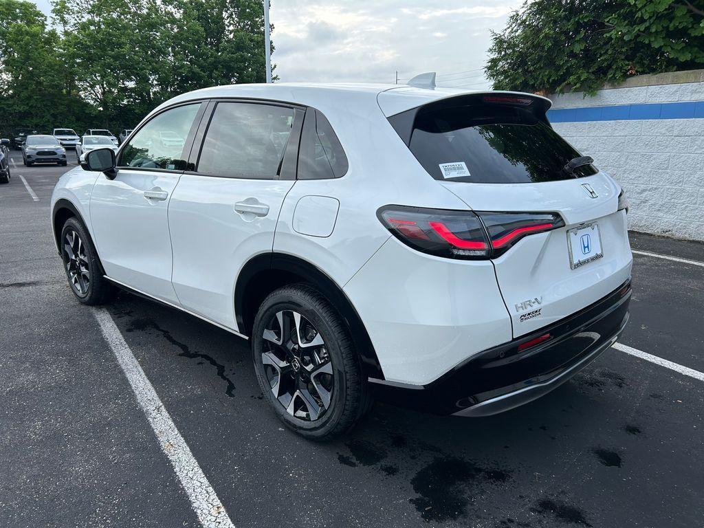 new 2026 Honda HR-V car, priced at $32,337
