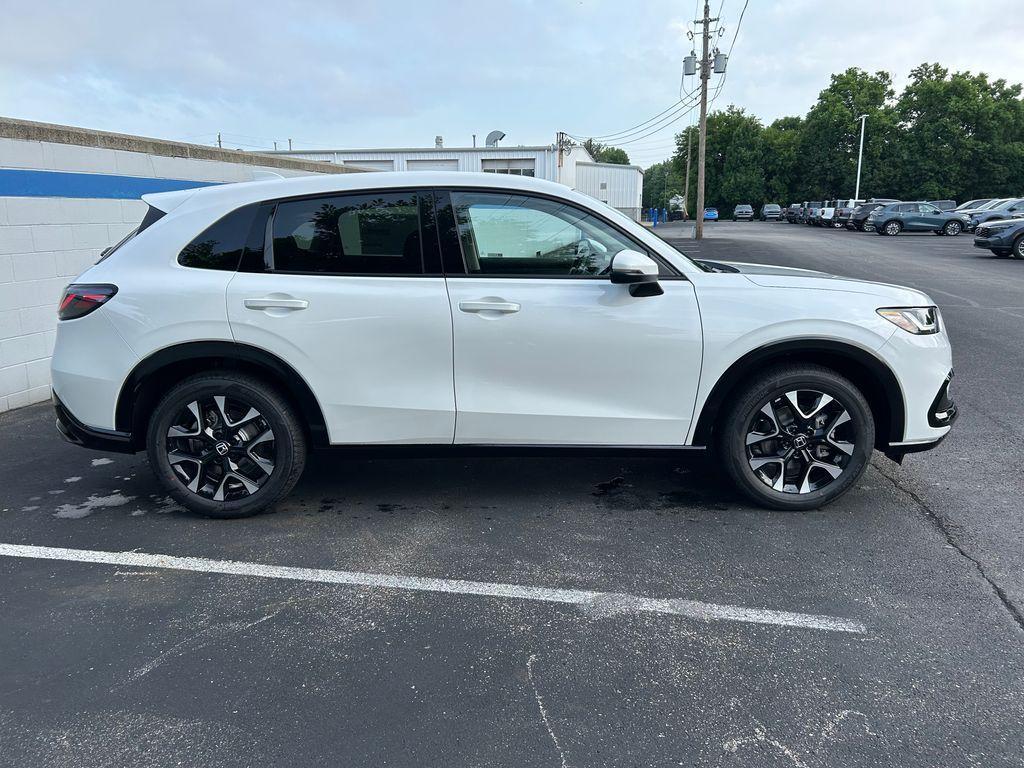 new 2026 Honda HR-V car, priced at $32,337