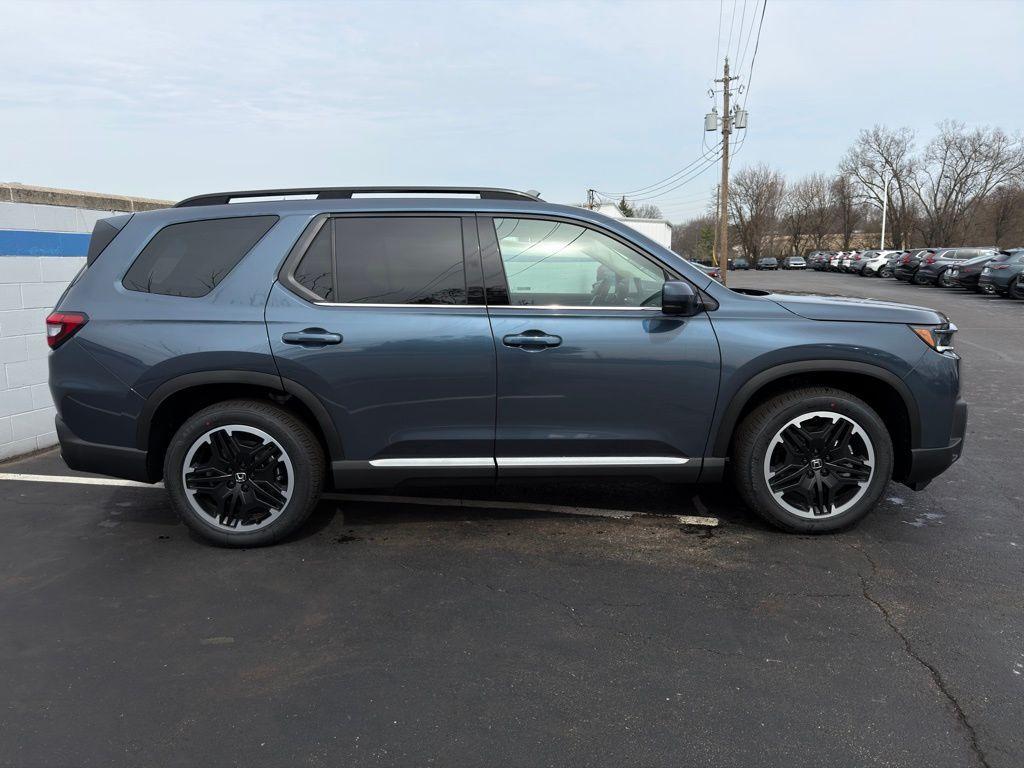 new 2026 Honda Pilot car, priced at $50,426