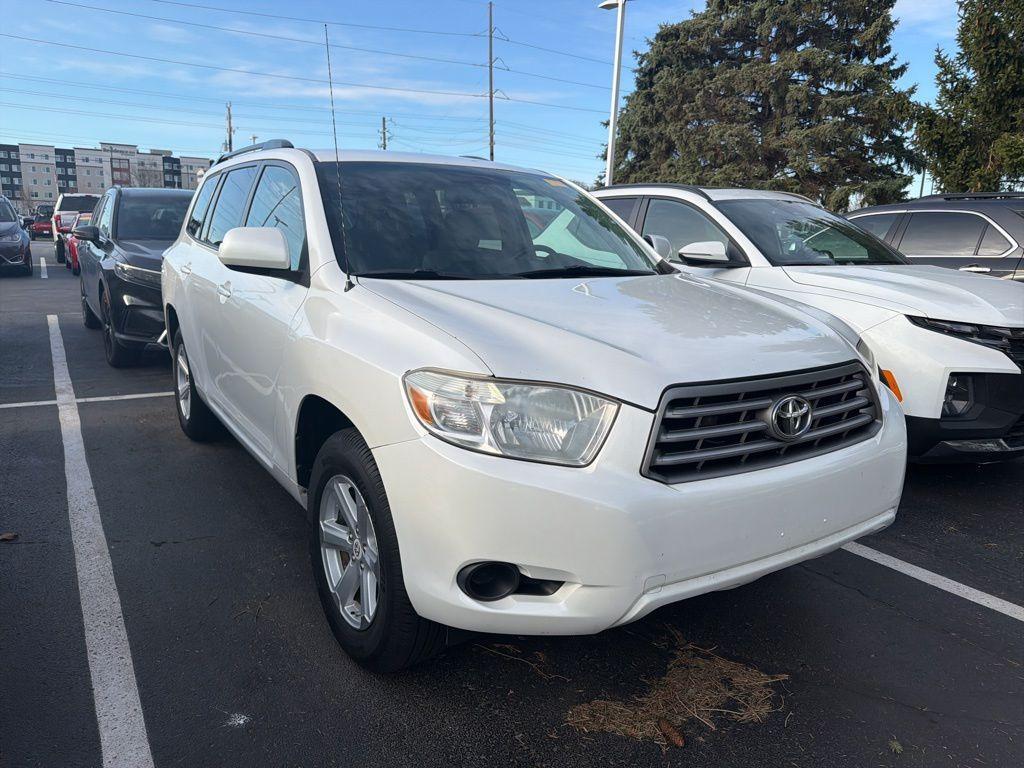 used 2010 Toyota Highlander car, priced at $10,642
