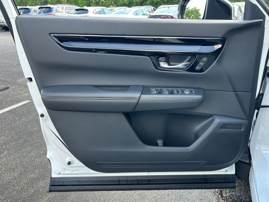 new 2026 Honda CR-V Hybrid car, priced at $41,955