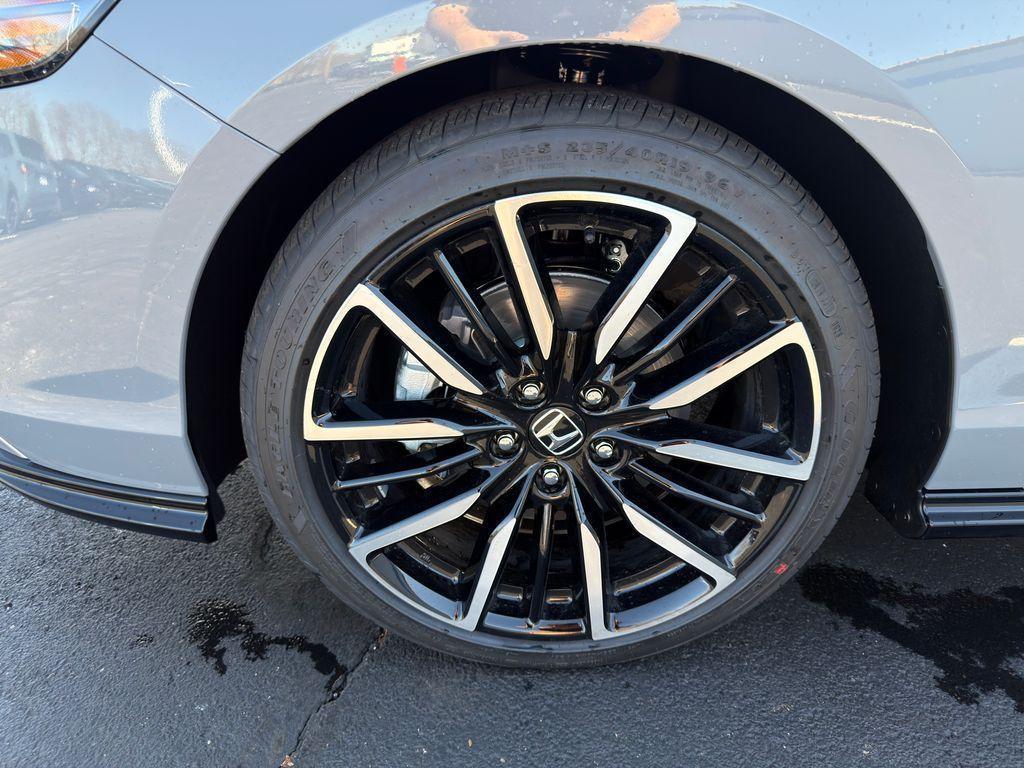 new 2026 Honda Accord Hybrid car, priced at $38,378