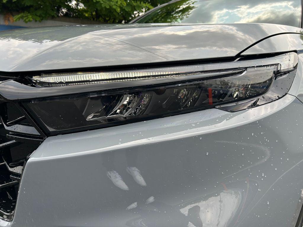 new 2026 Honda CR-V Hybrid car, priced at $37,618