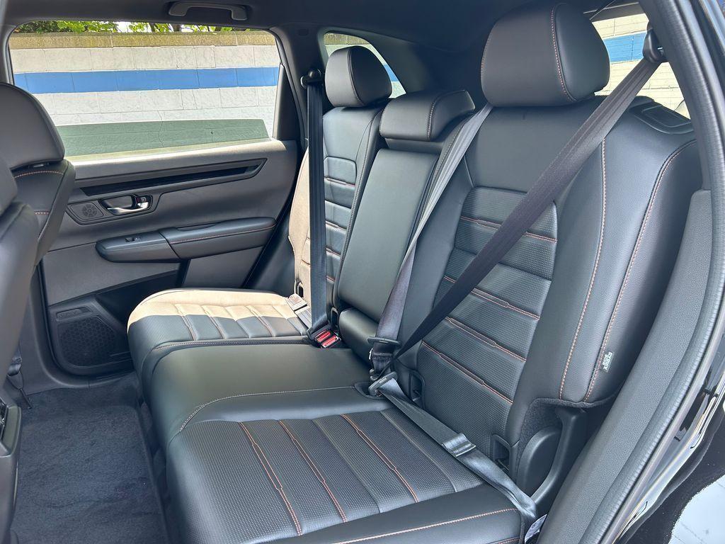 new 2026 Honda CR-V Hybrid car, priced at $39,684