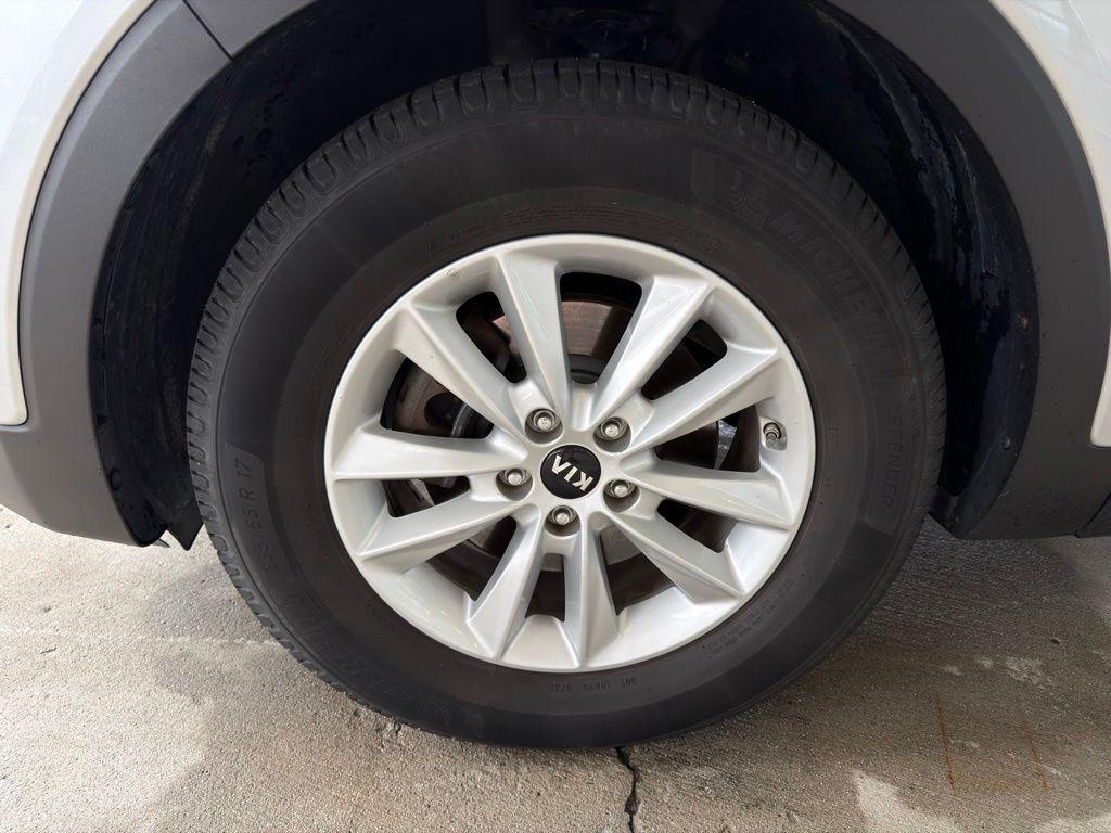 used 2020 Kia Sorento car, priced at $12,553