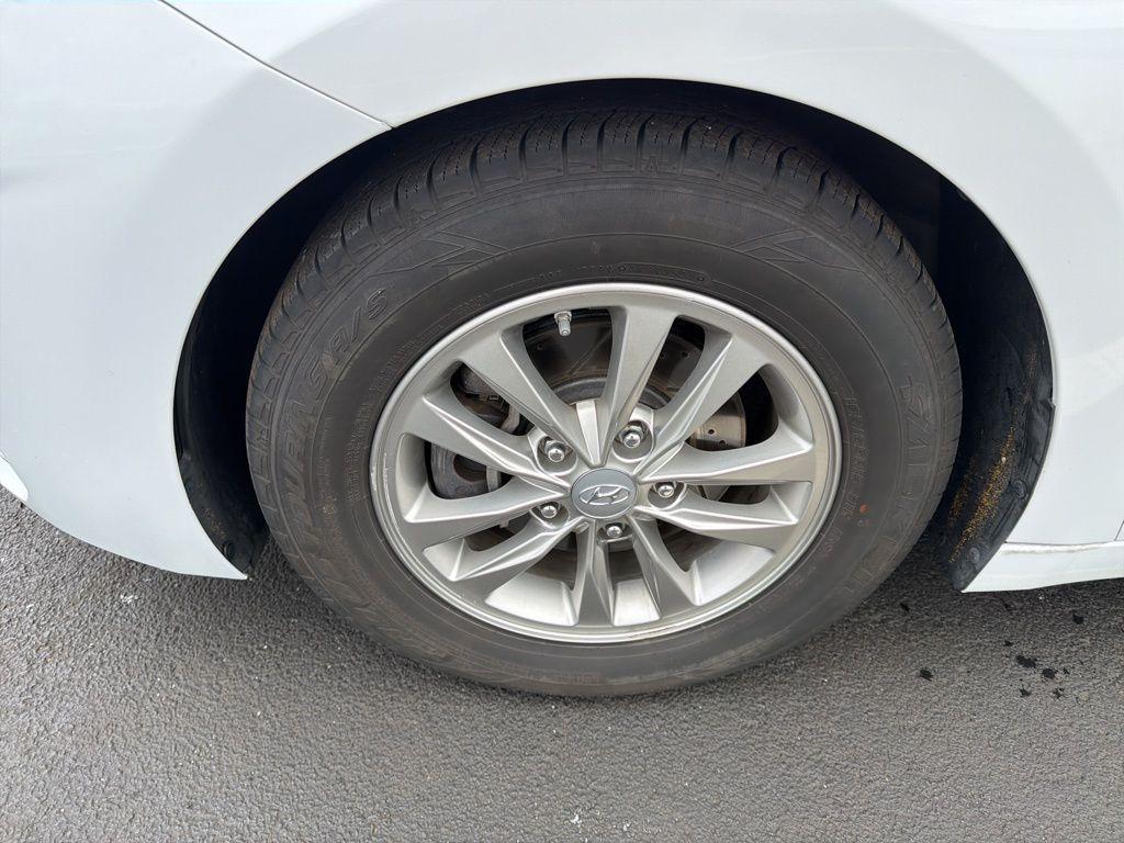 used 2019 Hyundai Elantra car, priced at $12,277