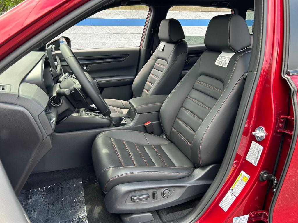 new 2026 Honda CR-V Hybrid car, priced at $40,115