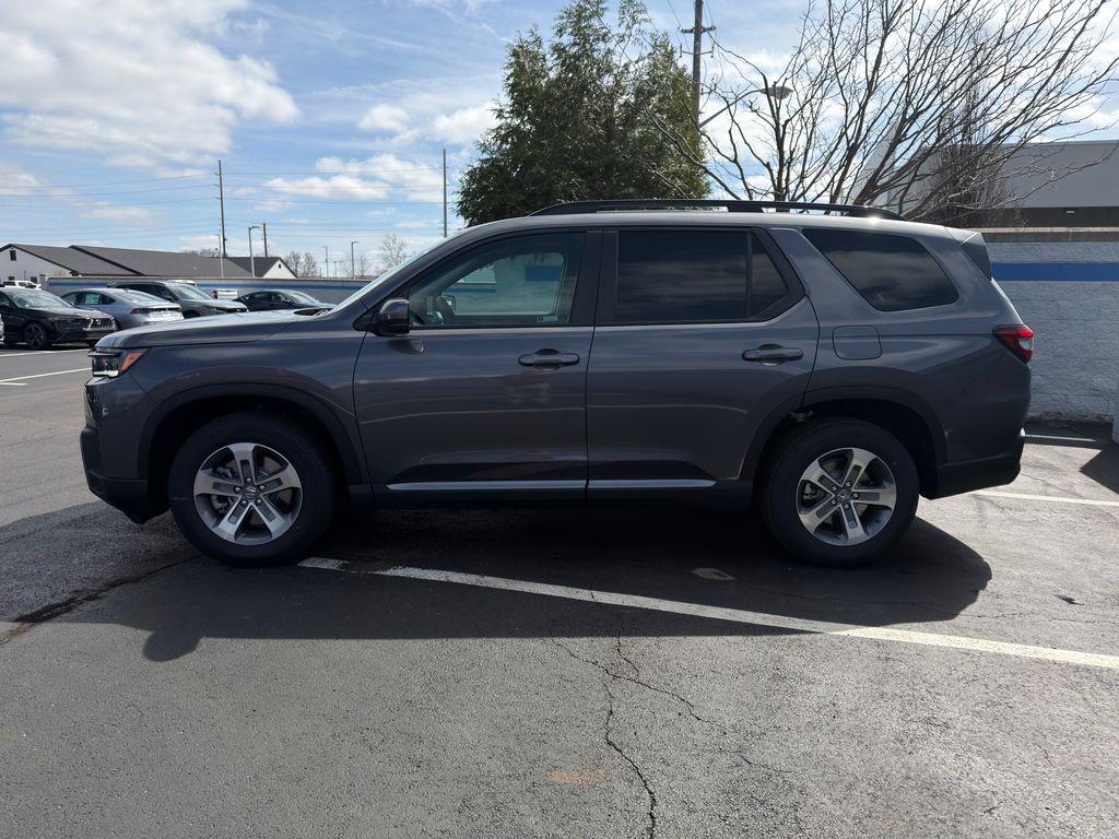 new 2026 Honda Pilot car, priced at $45,898