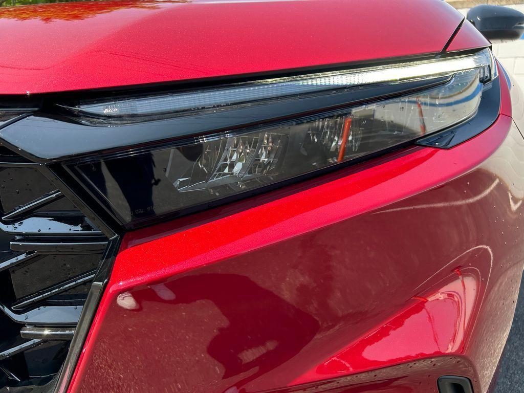 new 2026 Honda CR-V Hybrid car, priced at $37,618