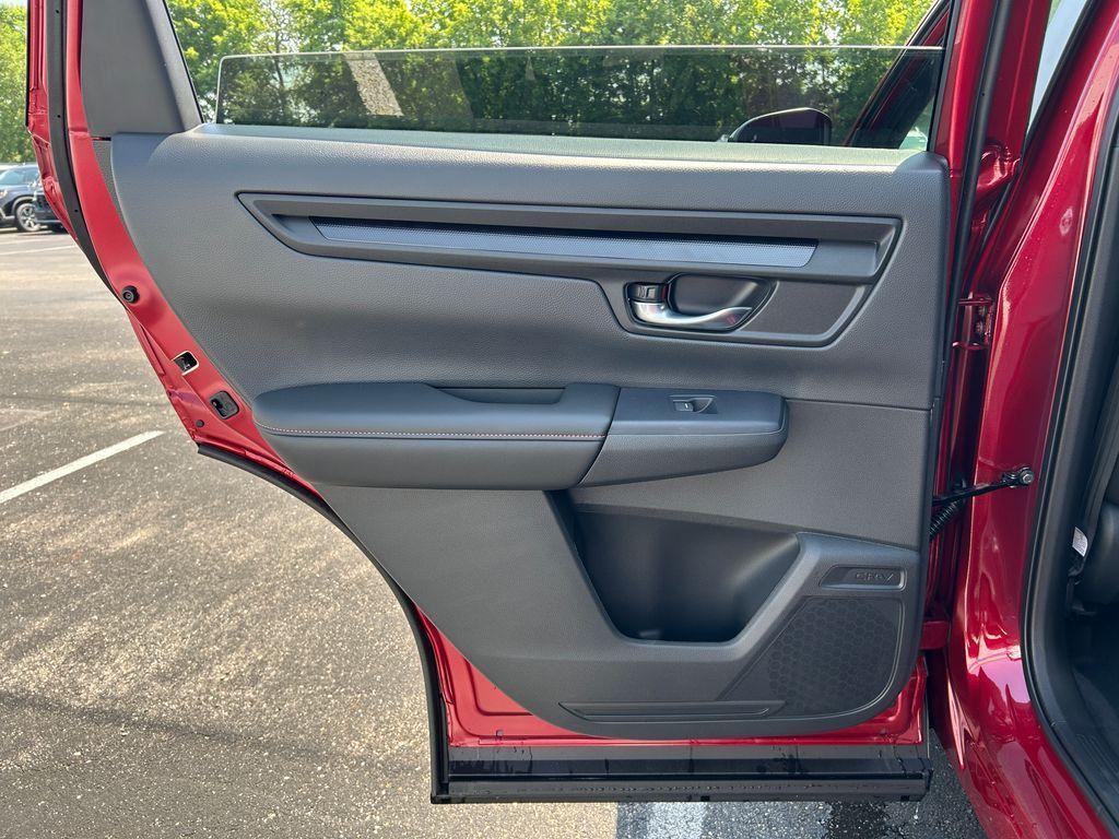 new 2026 Honda CR-V Hybrid car, priced at $37,618