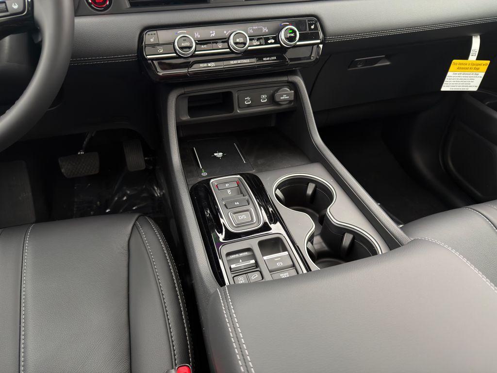 new 2026 Honda Pilot car, priced at $50,345