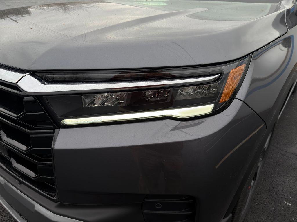 new 2026 Honda Pilot car, priced at $50,345