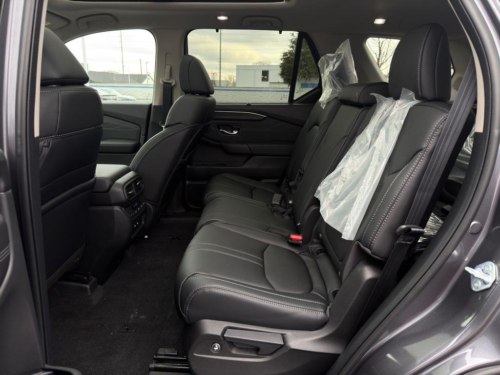 new 2026 Honda Pilot car, priced at $50,345