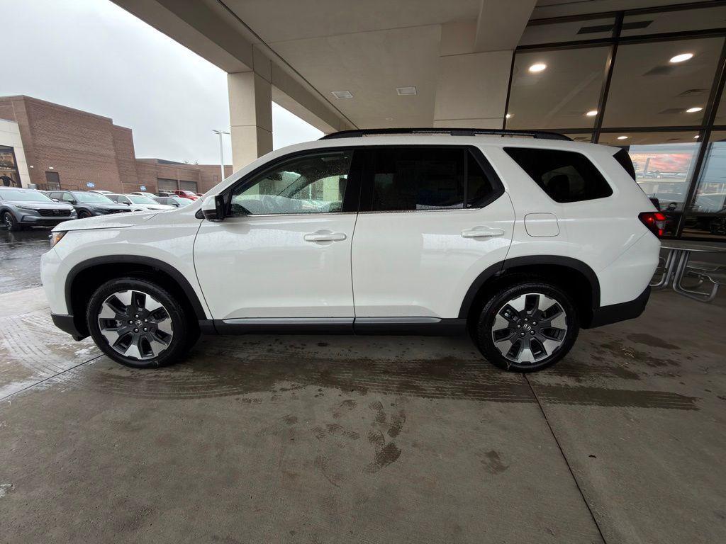new 2026 Honda Pilot car, priced at $49,374