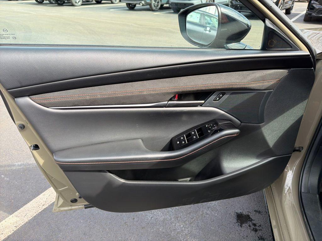used 2025 Mazda Mazda3 car, priced at $27,271
