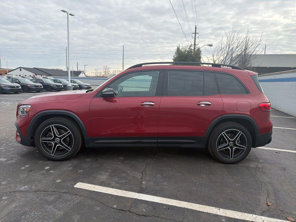 used 2020 Mercedes-Benz GLB 250 car, priced at $15,996
