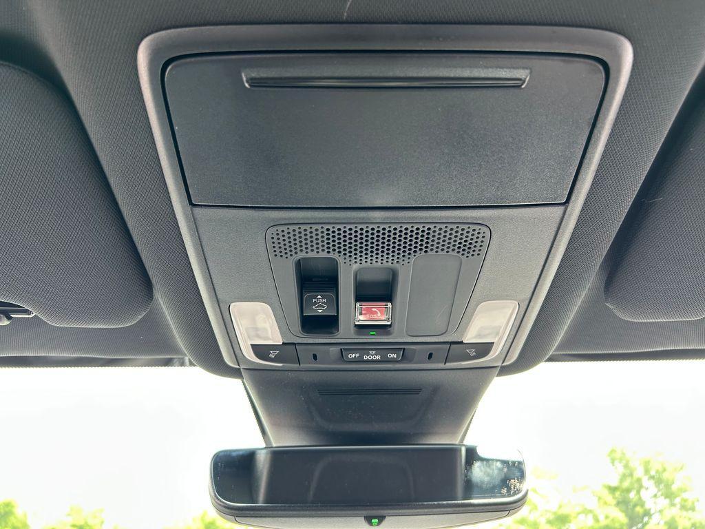 new 2026 Honda CR-V Hybrid car, priced at $40,115