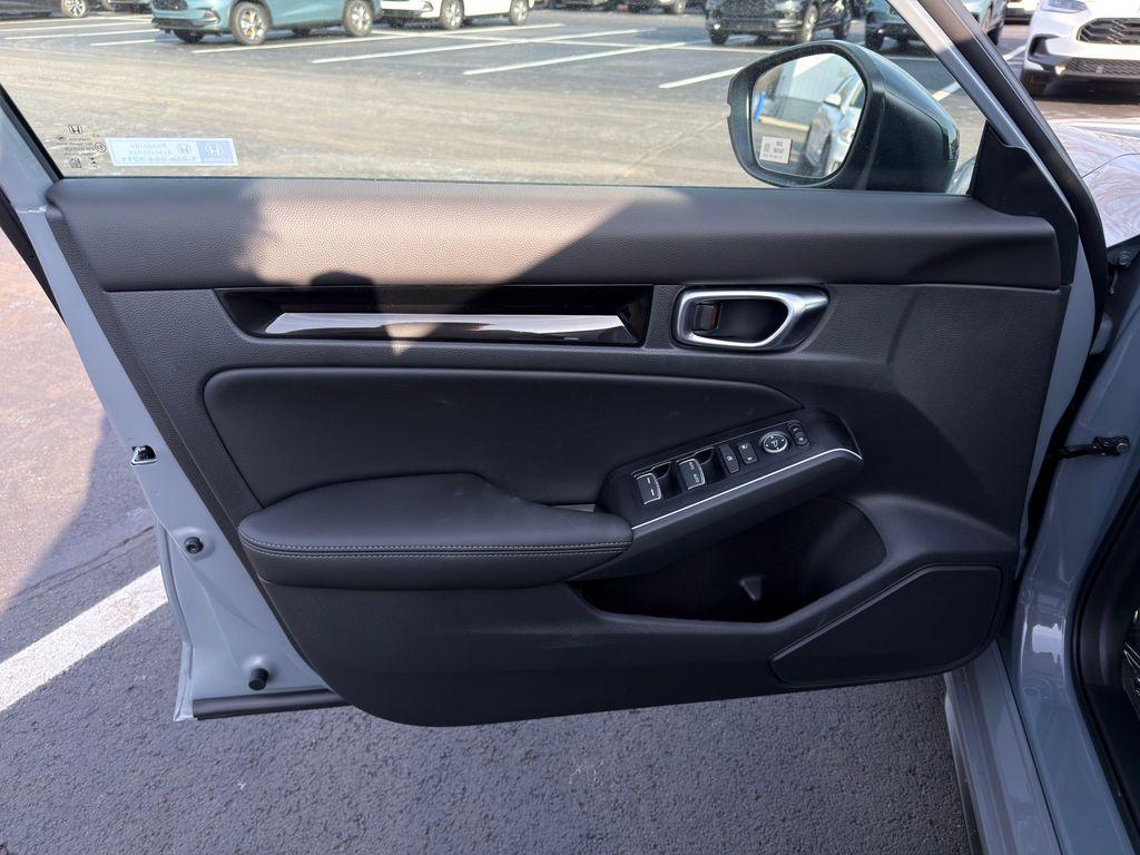 new 2026 Honda Civic Hybrid car, priced at $33,241