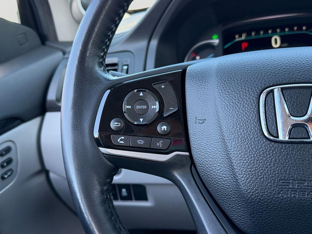 used 2022 Honda Pilot car, priced at $32,885