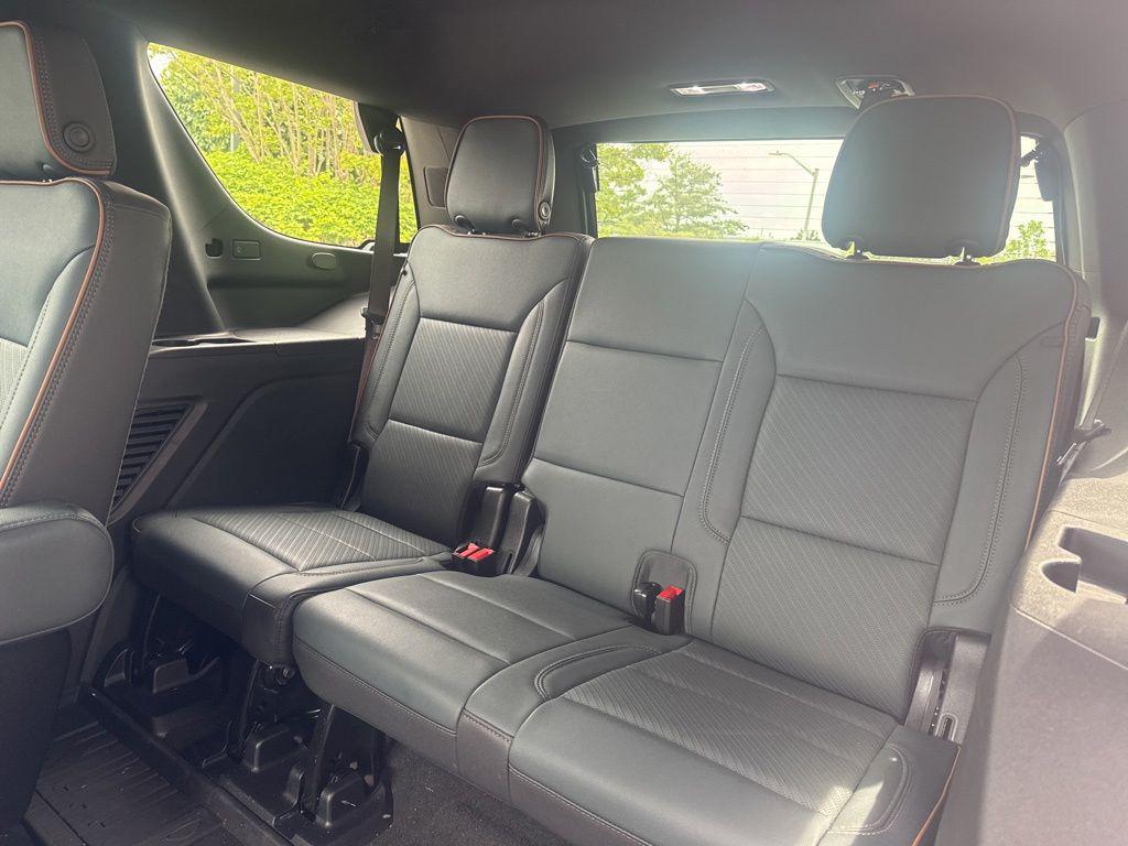 used 2025 GMC Yukon car, priced at $75,451