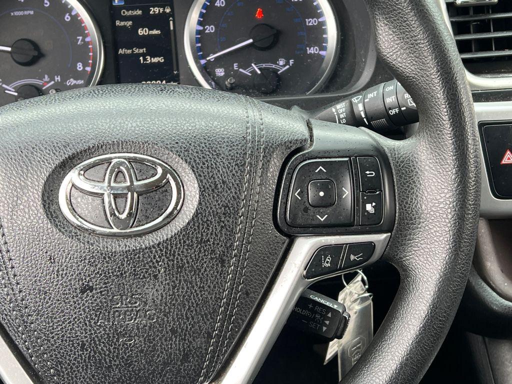 used 2018 Toyota Highlander car, priced at $19,419
