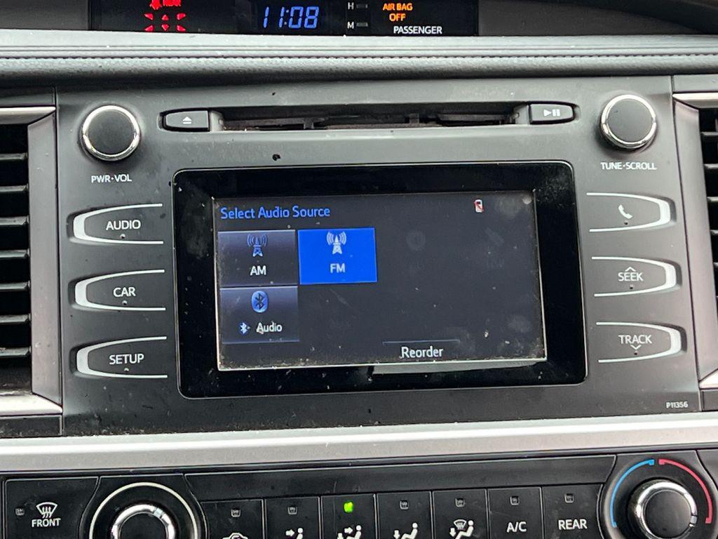 used 2018 Toyota Highlander car, priced at $19,419