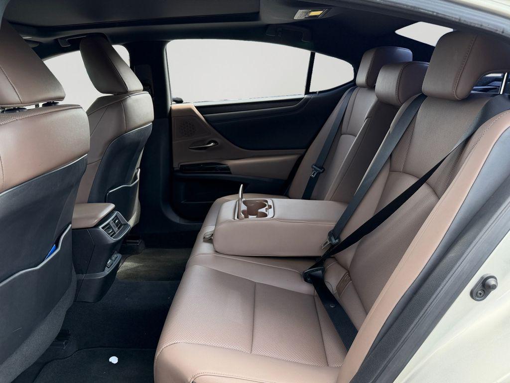 used 2022 Lexus ES 350 car, priced at $31,578