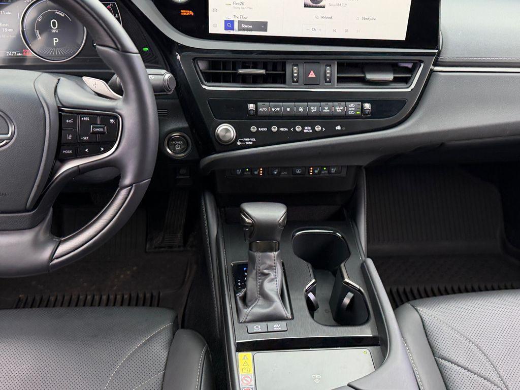 used 2025 Lexus ES 300h car, priced at $50,790