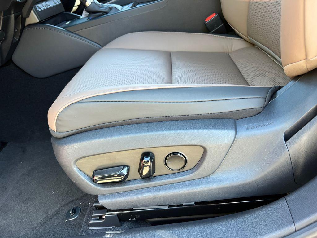 new 2025 Lexus ES 300h car, priced at $49,350