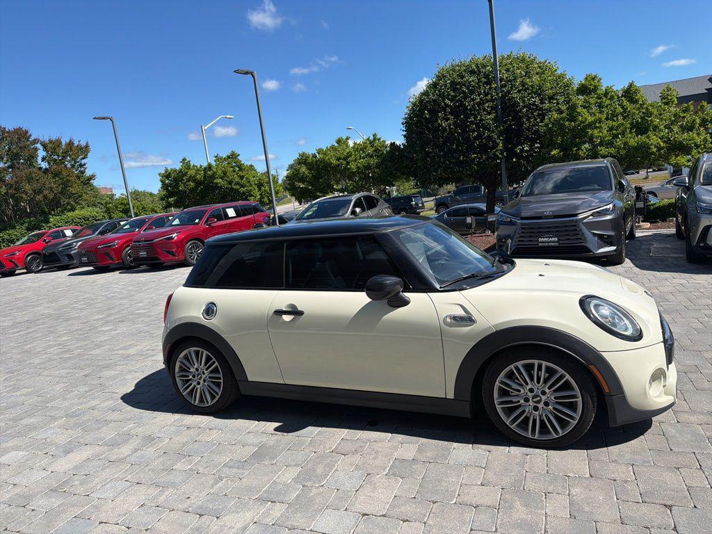 used 2021 MINI Hardtop car, priced at $18,699