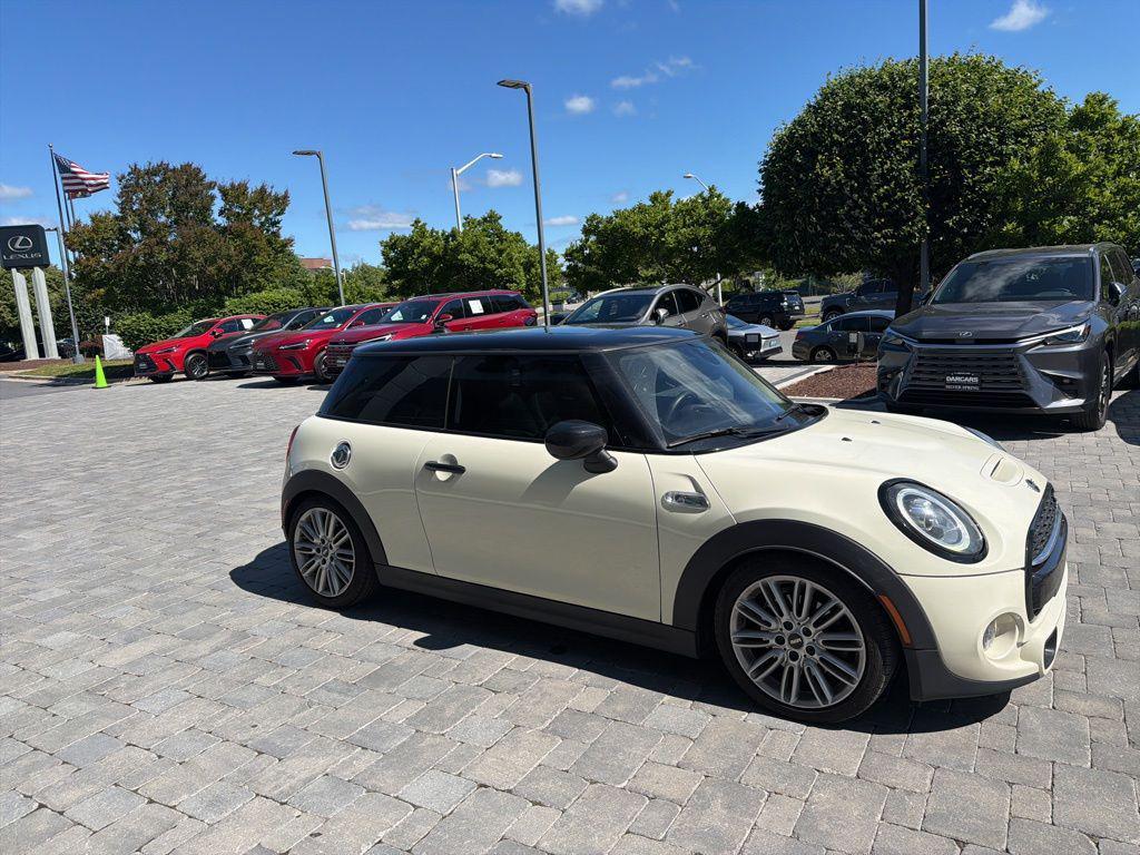 used 2021 MINI Hardtop car, priced at $18,699