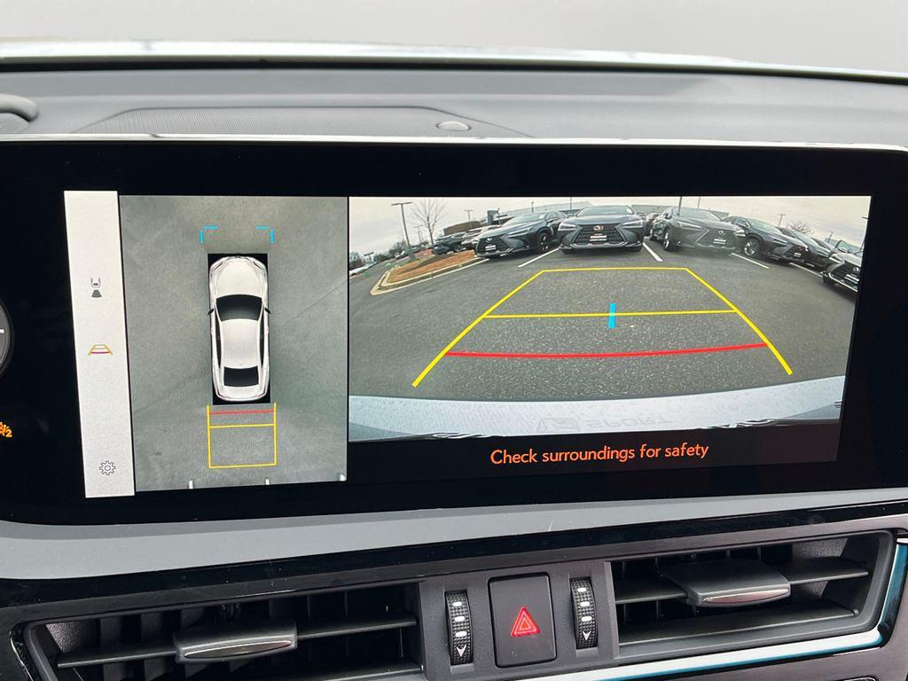 new 2025 Lexus ES 350 car, priced at $56,909