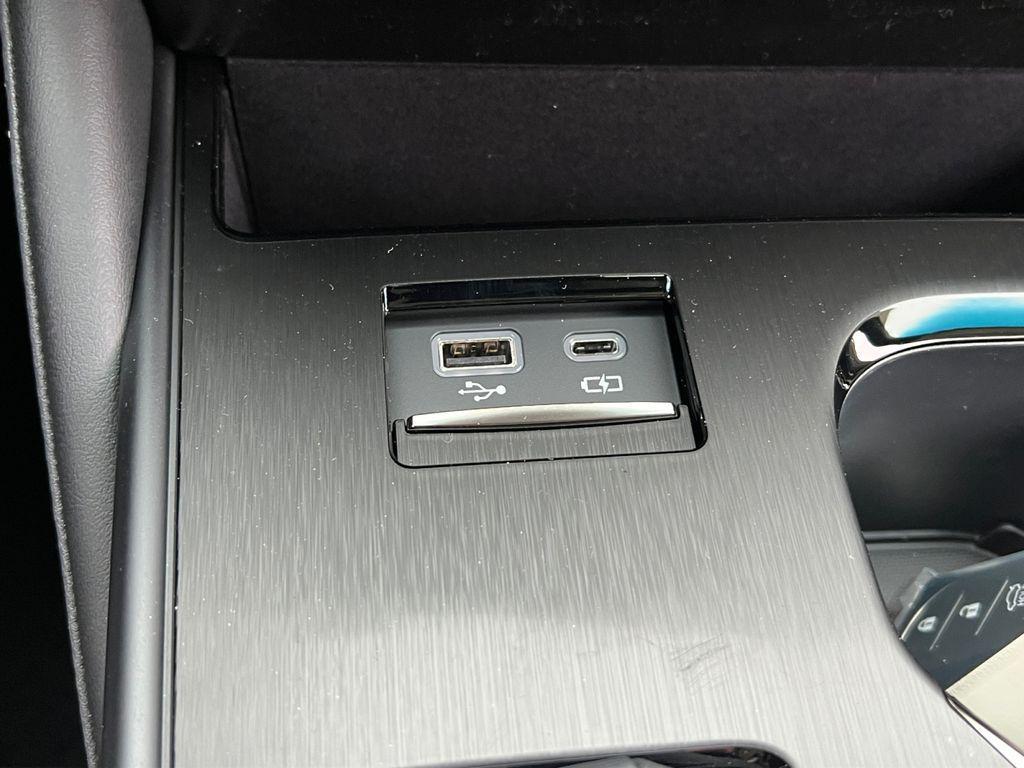 new 2025 Lexus ES 350 car, priced at $48,560