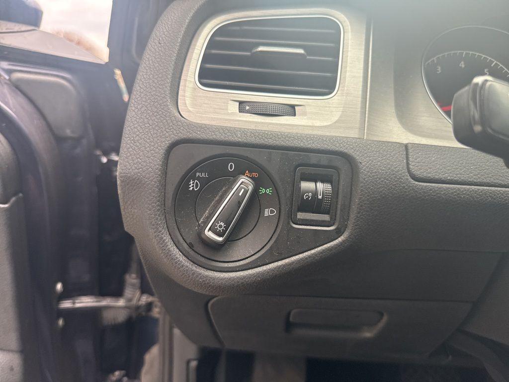 used 2016 Volkswagen Golf SportWagen car, priced at $11,430