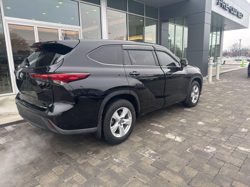 used 2021 Toyota Highlander car, priced at $25,433