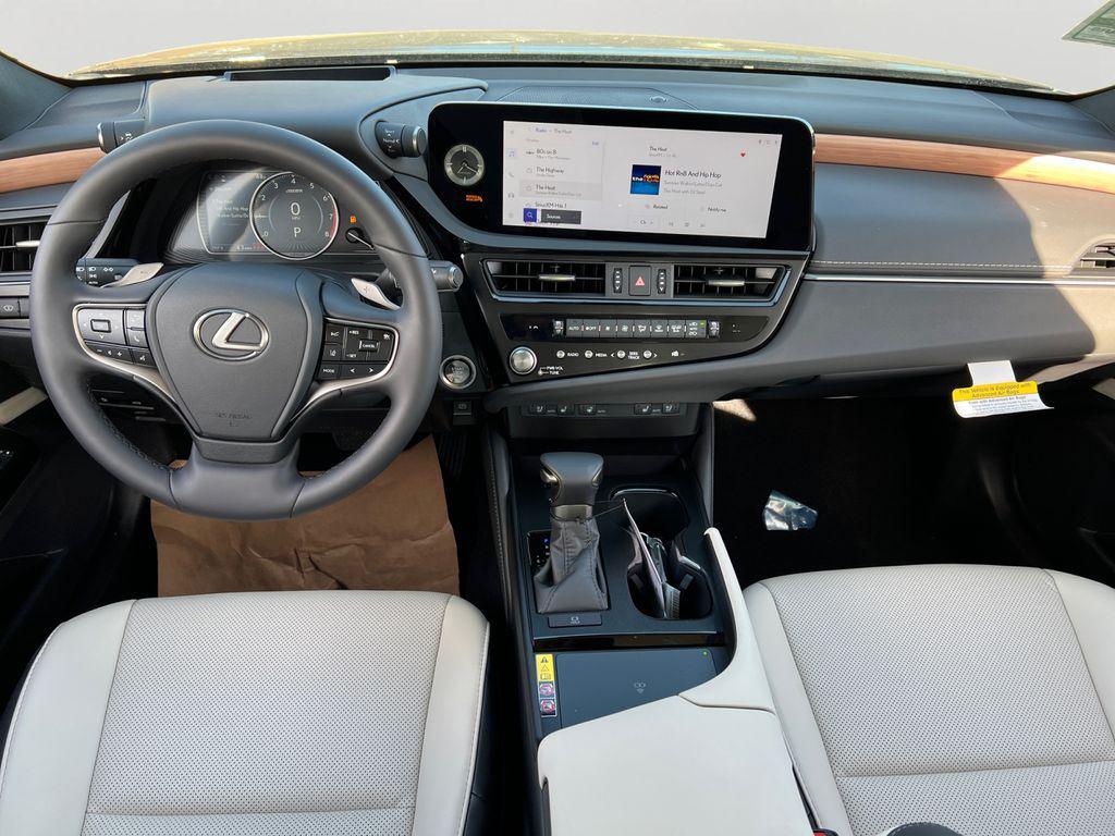 new 2025 Lexus ES 350 car, priced at $48,425