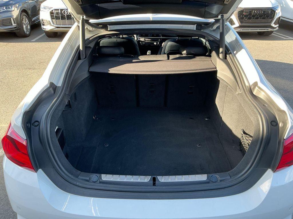 BMW 4 Series view 26