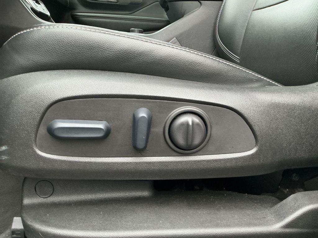used 2023 GMC Terrain car, priced at $19,993