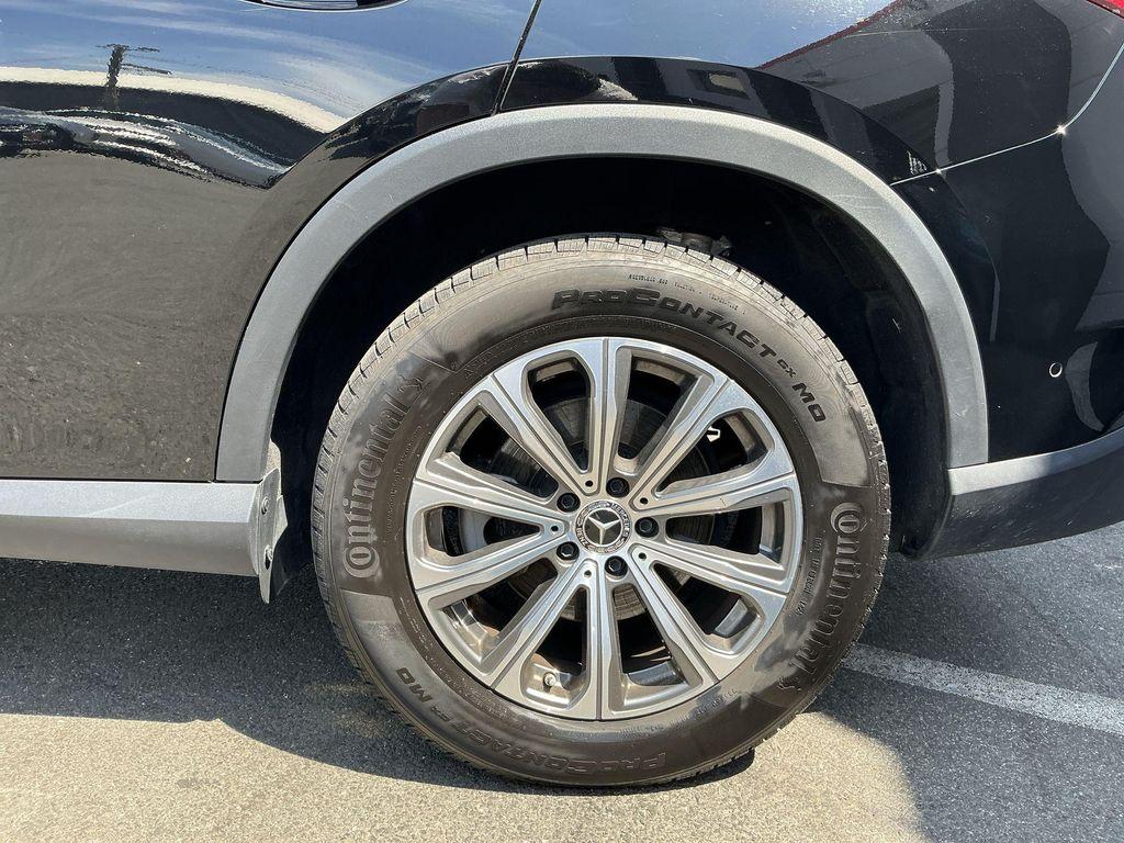 used 2024 Mercedes-Benz GLC 300 car, priced at $33,693
