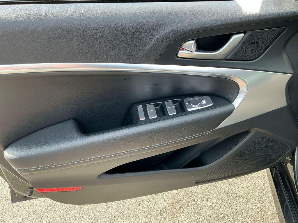 used 2025 Genesis G70 car, priced at $28,793