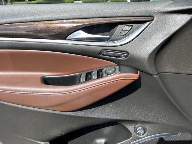 2020 White Frost Tricoat Buick Enclave