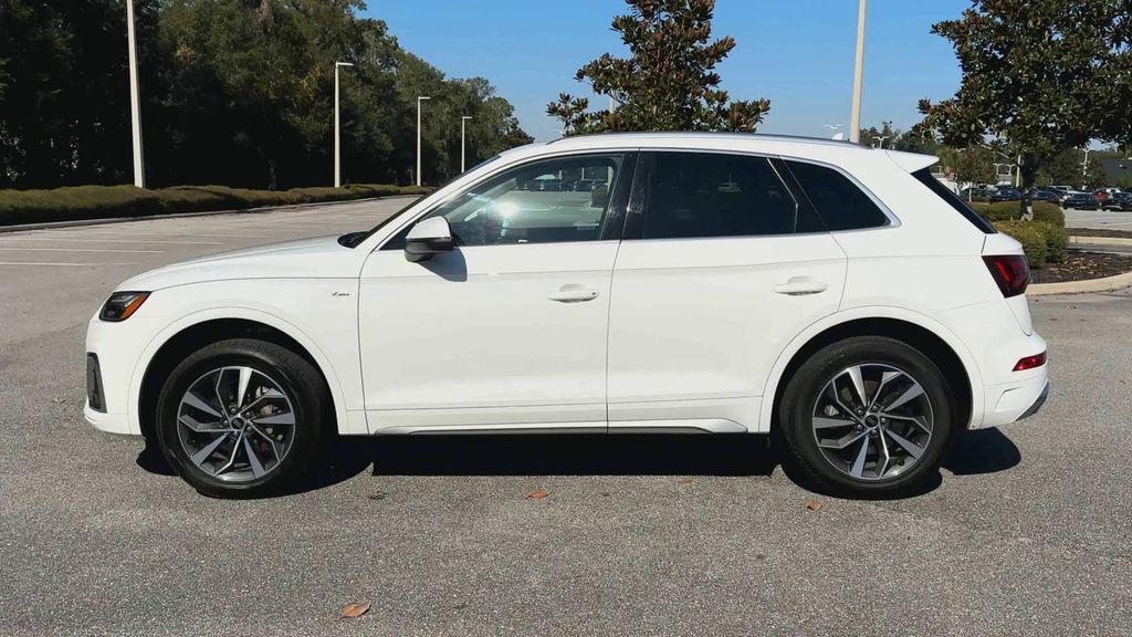 used 2024 Audi Q5 car, priced at $30,500