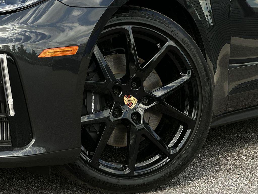 new 2026 Porsche Panamera car, priced at $141,360
