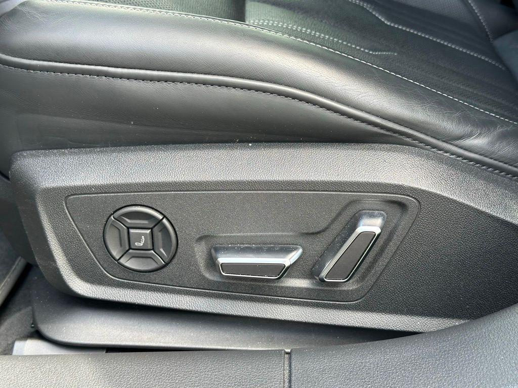 used 2022 Audi S7 car, priced at $59,884