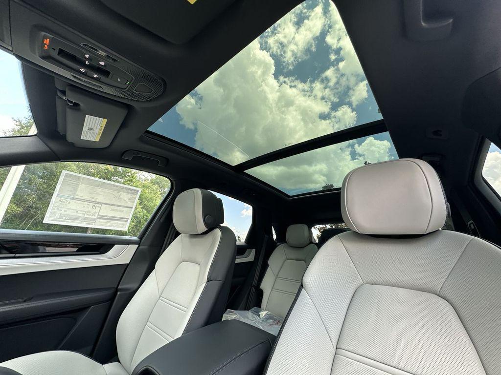 new 2025 Porsche Cayenne car, priced at $103,925