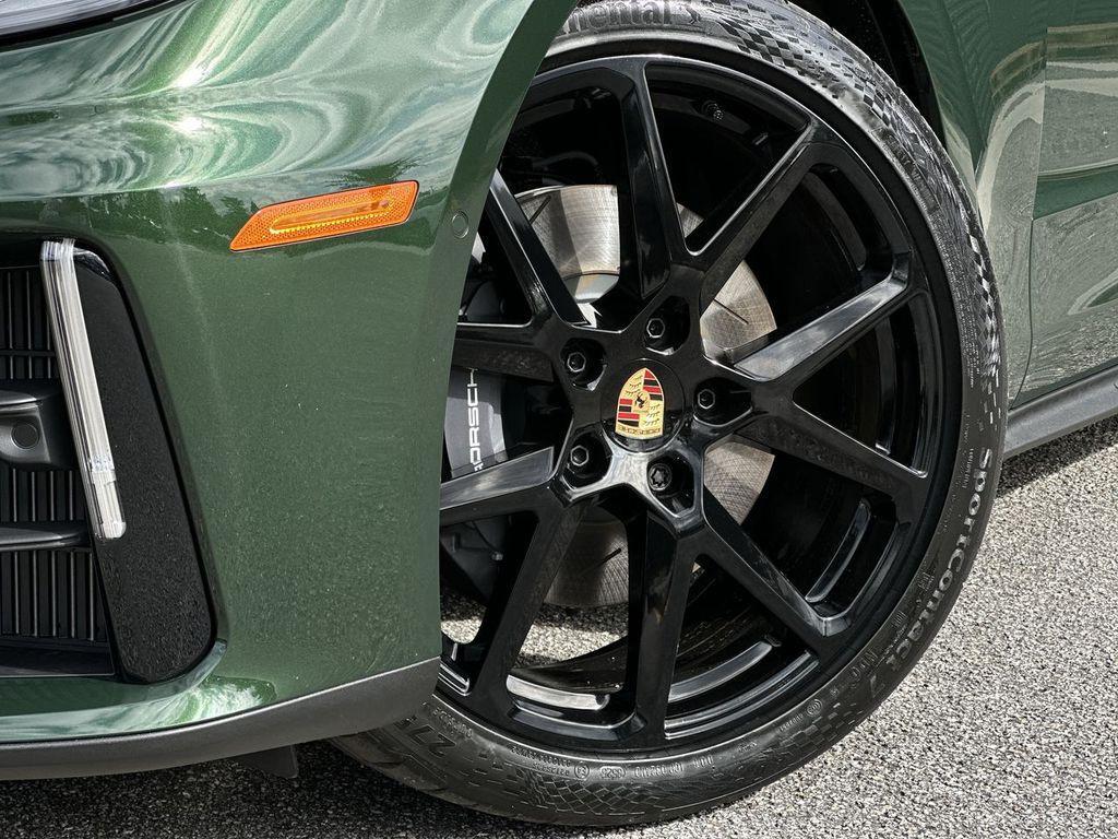 new 2026 Porsche Panamera car, priced at $141,610