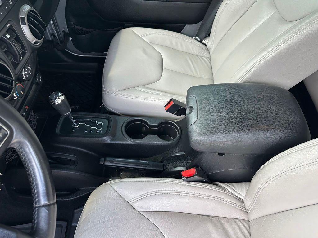 used 2016 Jeep Wrangler Unlimited car, priced at $20,384