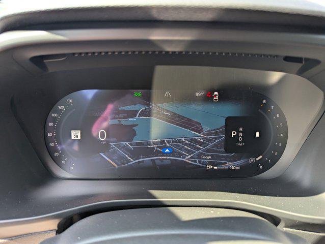 new 2026 Volvo XC40 car